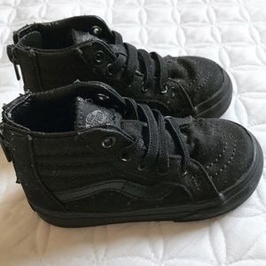TODDLER VANS